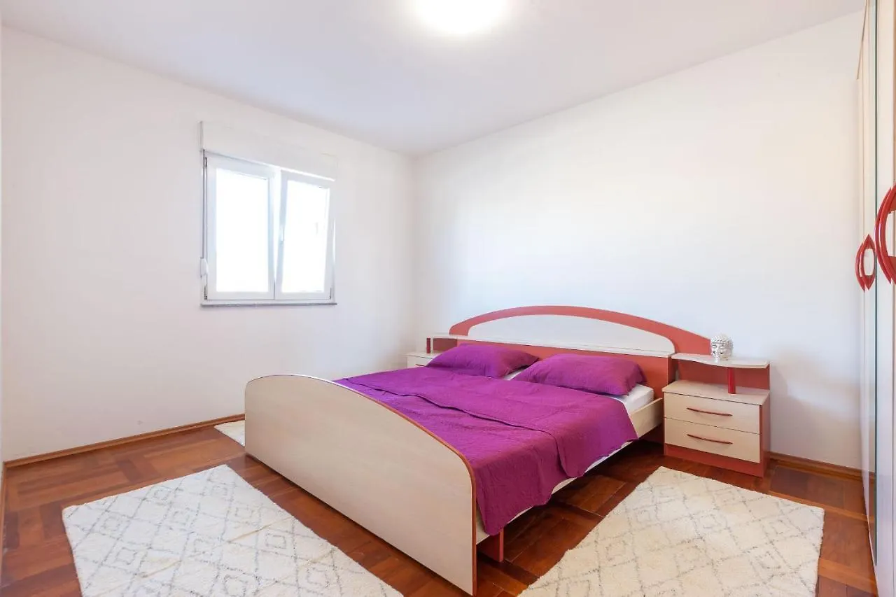 Apartament Nika Aparment With Large Balcony And Bbq Zadar